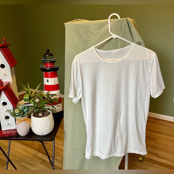 2X white short sleeve tee - Picture 1 of 6